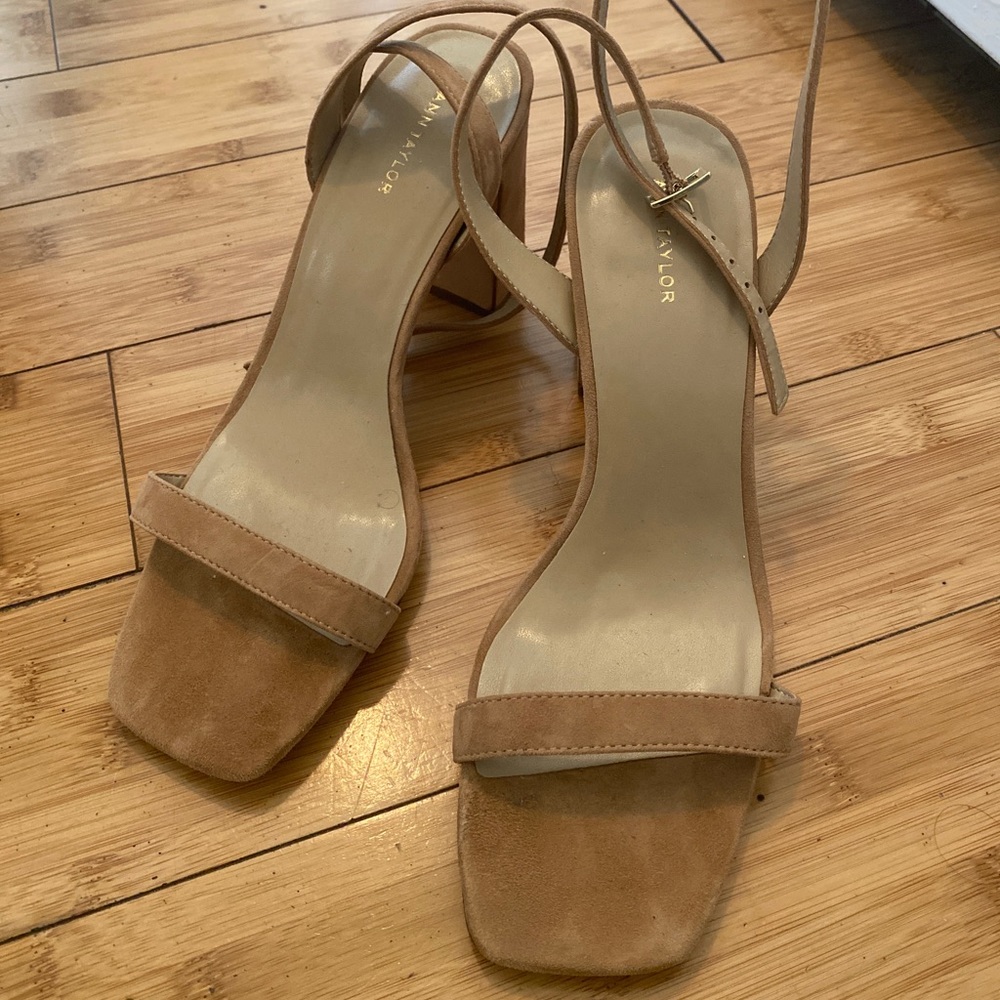 Ann Taylor Suede High Block Heel Sandals - NEVER WORN - Picture 4 of 4